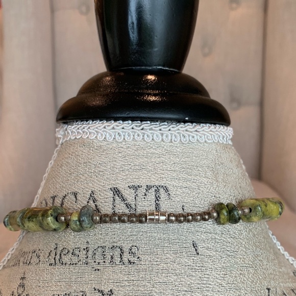🌾 Green stone tribal bohemian necklace 🌾 - Picture 2 of 2